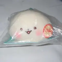 サンリオ ぺたぺたみにりあん 音が鳴るマスコットぬいぐるみ 肉まん風デザイン