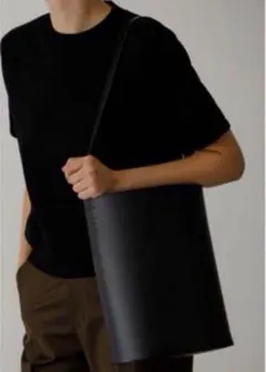 RIM.ARK・Leather bucket shoulder bag ブラック
