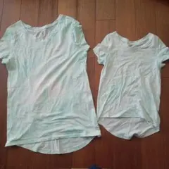 Old Navy Vネック Tシャツ 2枚セット 母子　お揃い　夏服のサムネイル