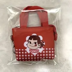 郵便局限定　2023 ペコちゃん　キーポーチ　バッグ型キーホルダーのサムネイル