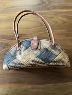 Item thumbnail for item c6e82c4f-bf03-4796-b5bb-43e38428d1cd