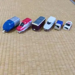 プラレール 4両ジョブレイバー2台ハッピーセットのおまけ