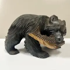木製　熊　置物　木彫り　ガラス目　右向き