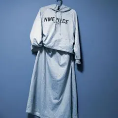 グレー フード付き スウェットセットアップ