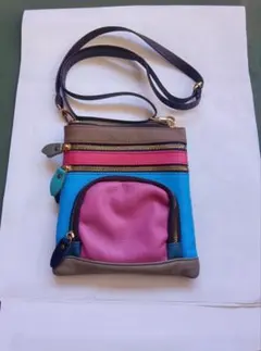マルチカラーレザー風ショルダーバッグ