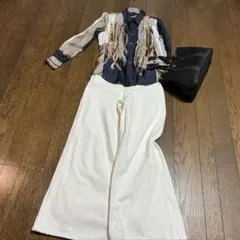 「ラッティ」馬具ベルト柄プリントシルクブラウスのサムネイル