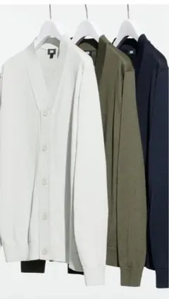 早いもの勝ち　UNIQLO ニットVネックカーディガン