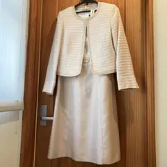 ピンクベージュ ツイードジャケットとワンピース セット