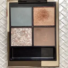 SUQQU アイシャドウ　シグニチャーカラーアイズ　135 限定