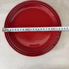 LE CREUSET ル・クルーゼ プレート 皿 レッド 約23cmのサムネイル