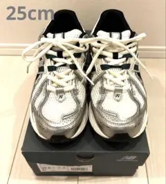 New Balance ランニングシューズ ホワイト/シルバー/グリーン