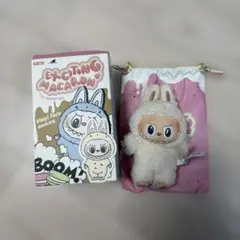 ラブブ　Exciting Macaron soymilk ぬいぐるみペンダント