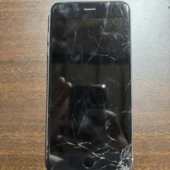 iPhone 6plusシルバー 画面ひび割れ