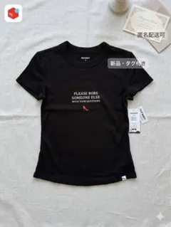 OLD NAVY THE DEVIL WEARS PRADA Tシャツのサムネイル
