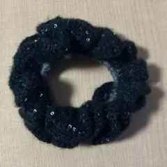 シュシュ 編み物 かぎ針編み 黒 ハンドメイド ラメ