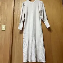 ニットワンピース