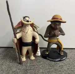 【週末限定価格】ワンピース　アニマルバージョン　白ひげ　ルフィの2体セット