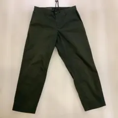 エアかるイージーパンツ　ダークグリーン