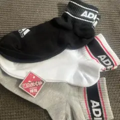 新品　adidas ソックス　靴下　レディース　3足組　白　黒　グレー