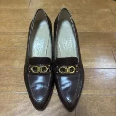 フェラガモ ローファー ガンチーニ 7C/24.0ブラウン