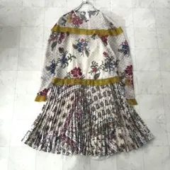 2026年最新】レッドヴァレンティノ ワンピースの人気アイテム - メルカリ