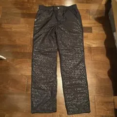 FILA ロゴ入り 黒パンツ