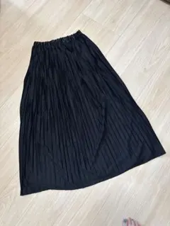 セシルマクビー プリーツロングスカートのサムネイル