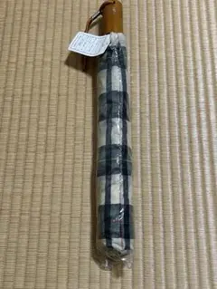 チェック柄 折りたたみ傘 木製ハンドル