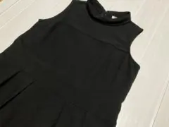 ノースリーブワンピース　フレアワンピース　膝丈　ブラック　春秋冬　L