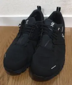 on cloud スニーカー