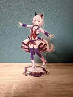 ウマ娘 カレンチャン アクリルスタンドのサムネイル