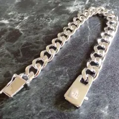 Item thumbnail for item 713ff1b4-0ff9-4f10-b323-4111f710773f