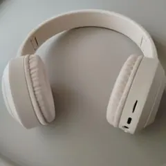 最近購入品【美品】ワイヤレスヘッドホン アイボリー動作確認済み最終値下げ