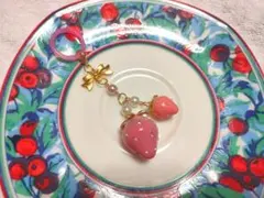 いちごの親子めじるしチャーム　ピンク
