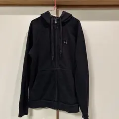 Under Armour 黒 パーカー　Sサイズ(SMサイズ)