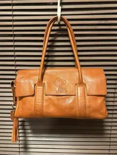 ブラウン ショルダーバッグ