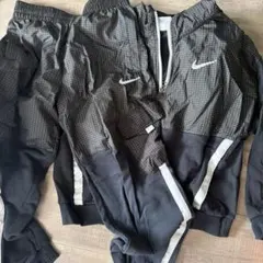 NIKE キッズ ジャージ セットアップ 150cm ウィンドブレーカー上下