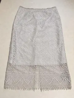 【美品】スピックアンドスパン　レースタイトスカート