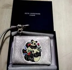 ◆新品◆KEITA MARUYAMA パンダ刺繍 本革 二つ折り財布　シルバーのサムネイル