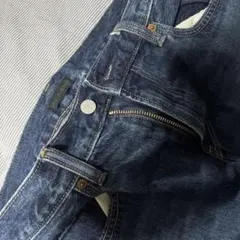 UNIQLO スリムフィットジーンズ