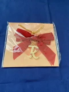 すとぷり　莉犬くん　リボンチャーム「R」ゴールド