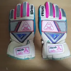 Item thumbnail for item cf0529b6-b57e-4ce1-8d82-00708a69f53e