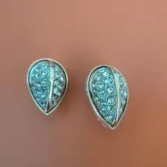 水滴型　装飾　イヤリング