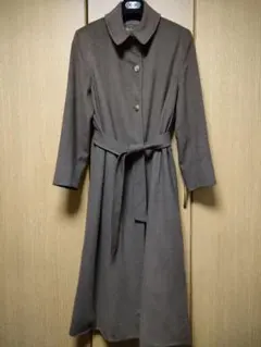 ロロ・ピアーナカシミア100%コートのサムネイル