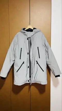 DKNY フード付きダウンジャケット グレー　Lサイズ相当