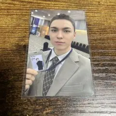 SEVENTEEN CARAT LAND トレカ　バーノン