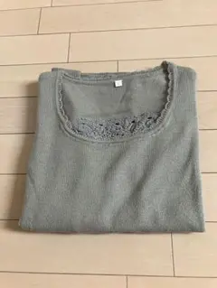 トップス　L カーキ