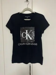 カルバンクライン　スパンコールTシャツ