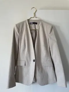 【匿名配送】ザラ　ZARA ノーカラージャケット　レディース