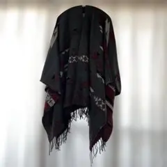 幾何学模様ポンチョ・ケープコート